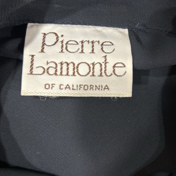 Vintage Pierre Lamonte blouses size medium. - Picture 6 of 6
